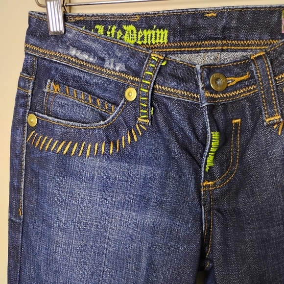 Azzure Y2K Bootcut Jeans Size 26 Low Rise Dark Wash Neon Stitching Vintage 2000s - Picture 5 of 13